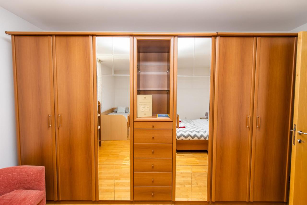 Modern 2Bdr Apartment In The Center- Free Parking Sarajevo Exterior photo
